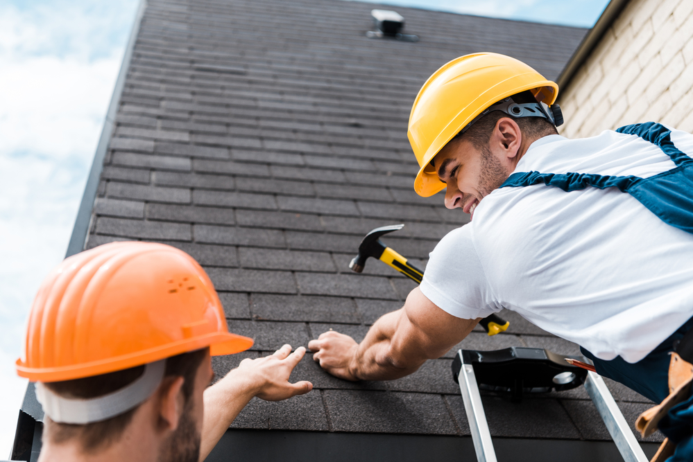 Woodland Hills Roof Repair | Saving On Solar